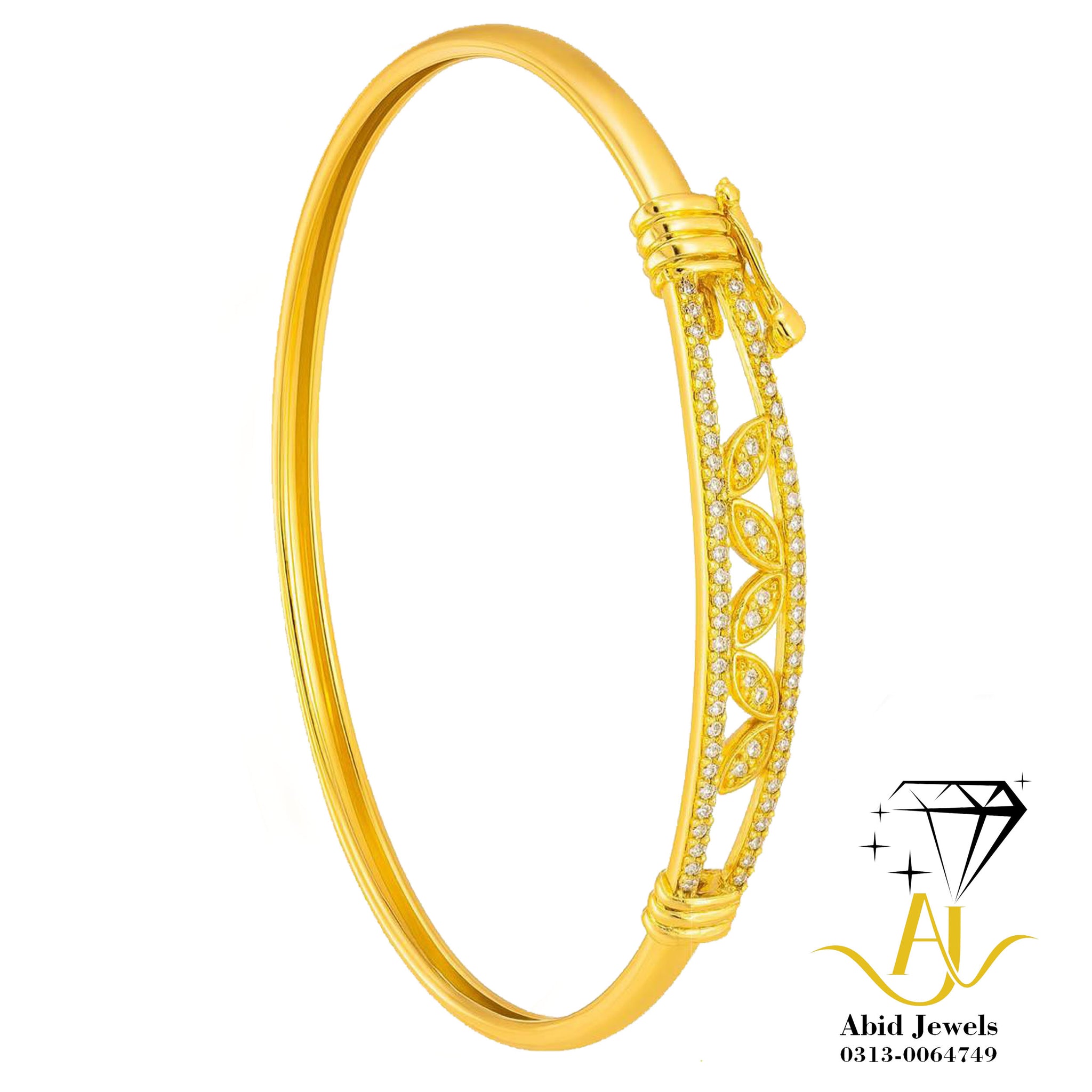 Stunning Gold-Plated Bangle